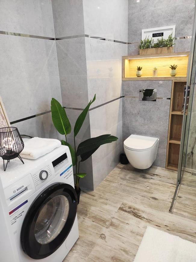 Sun River Apartament Илава Экстерьер фото