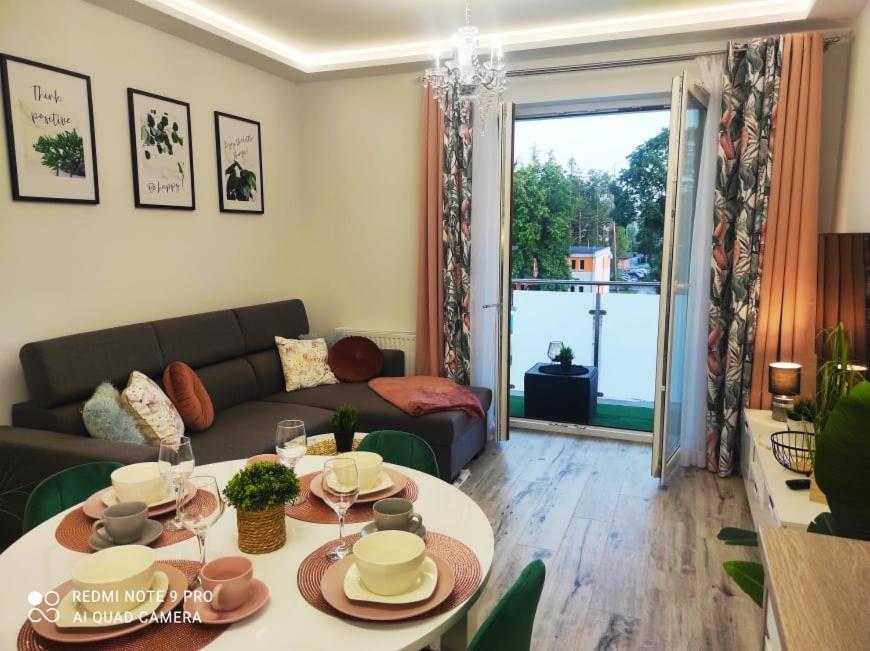 Sun River Apartament Илава Экстерьер фото